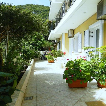 Ariston Apartments Πόρος Εξωτερικό φωτογραφία